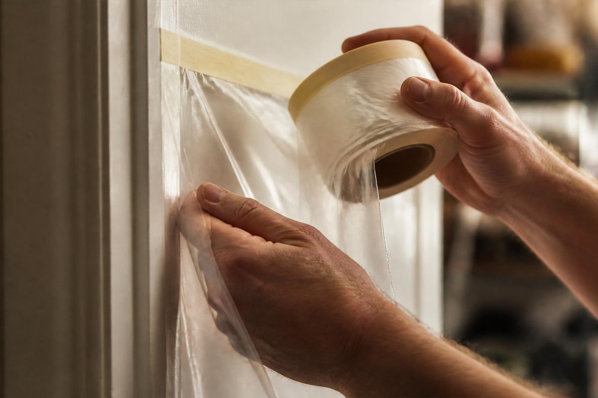 5 Best Drop Cloths & Plastic Sheeting for Spray Painting: Complete Buying Guide